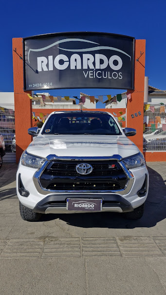 HILUX SR 2.0 DIESEL AUTOMÁTICA ANO 2023 COM TUDO DA GR