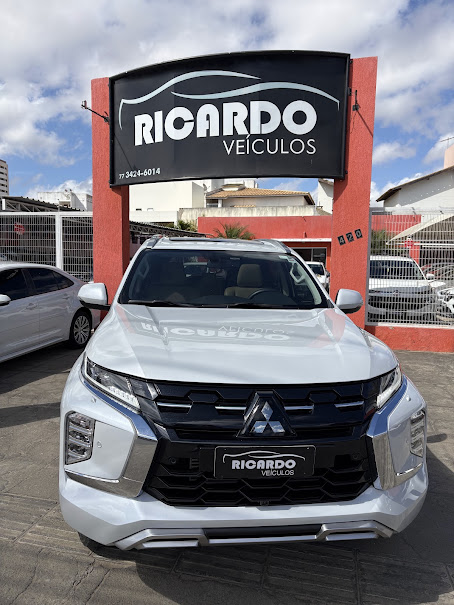 PAJERO SPORT LEGEND 2.4 DIESEL ANO 2025